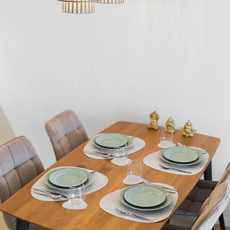 Daire The Cozy Pearl - Light, Style & Balcony Comfort Bratislava