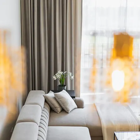 Daire The Cozy Pearl - Light, Style & Balcony Comfort Bratislava