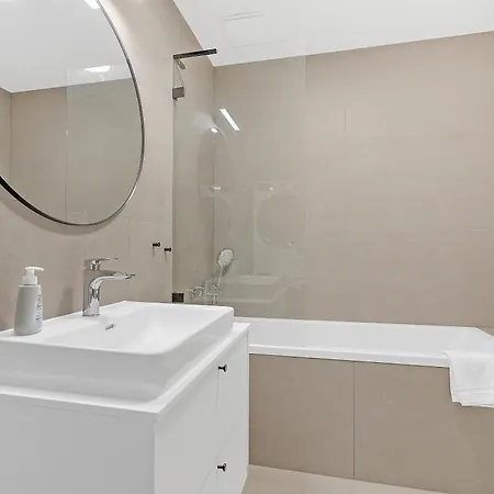 Daire The Cozy Pearl - Light, Style & Balcony Comfort Bratislava