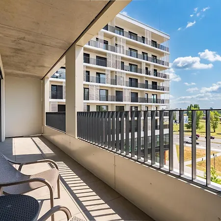 The Cozy Pearl - Light, Style & Balcony Comfort Daire Bratislava